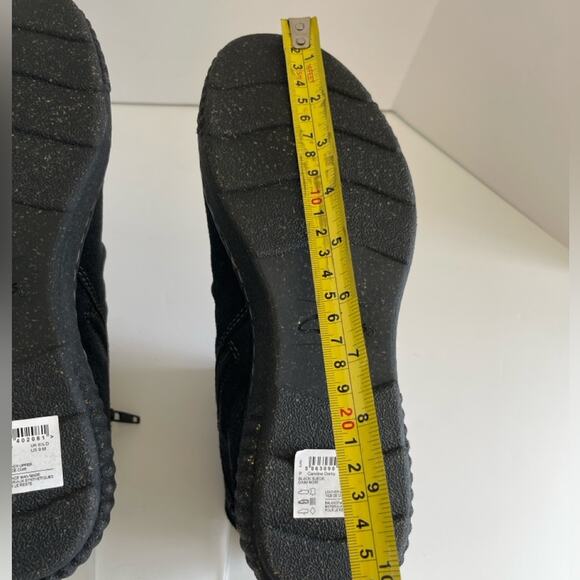 Clarks Suede Ankle Boots Black Booties - Picture 5 of 16